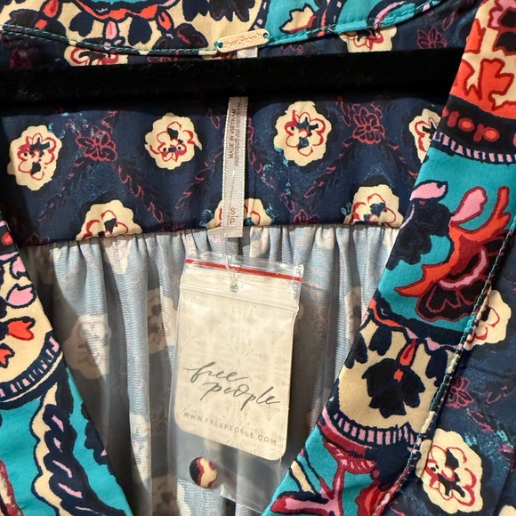 Free People Run Free Blouse - Navy and Turquoise - Picture 5 of 10